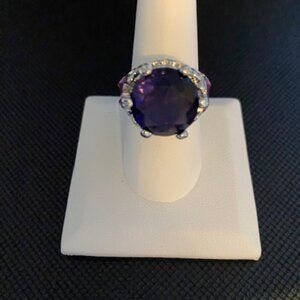 New Women Ring with Purple Stone